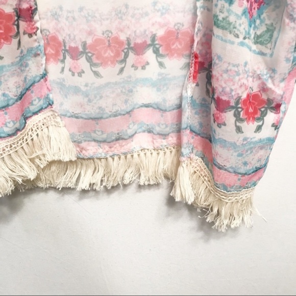 Women's‎ Sheer Fringe Kimono - Picture 3 of 5